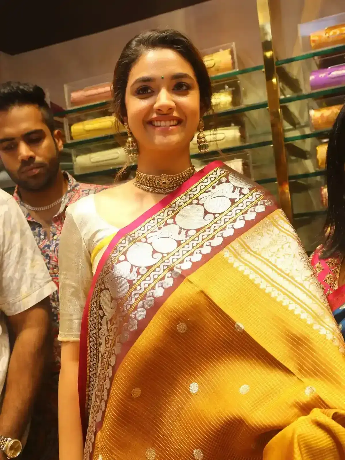 HYDERABAD ACTRESS KEERTHY SURESH AT CMR SHOPPING MALL LAUNCH 2